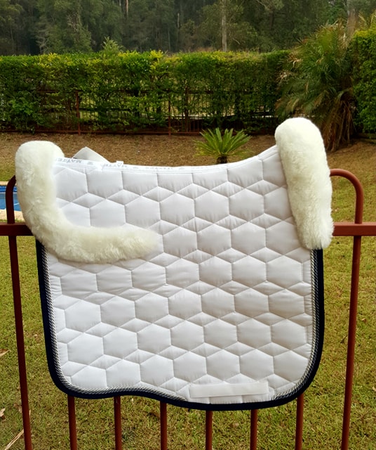 Mattes White XLARGE New Style SHEEN saddlepad with NAVY Binding and Pipings